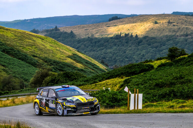 Csak az esős Power Stage dönt a Ceredigion Rally második helyéről, Franceschi nem hibázhat