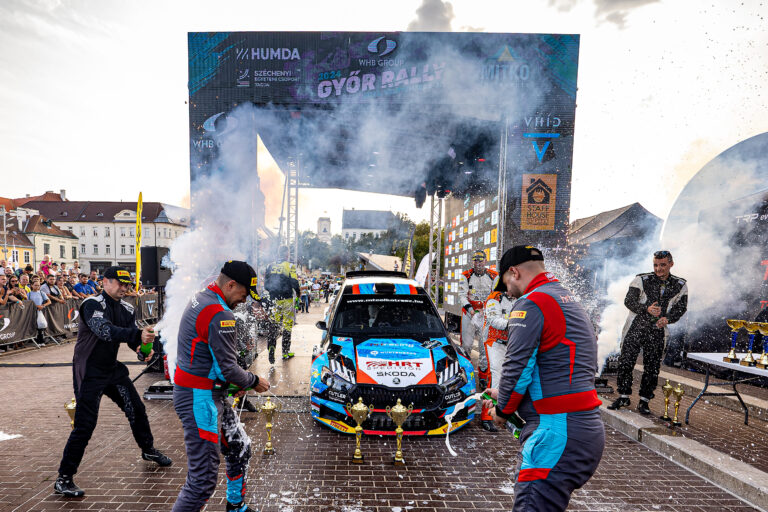 Szavazni lehet az év ralipárosára és az év versenyére