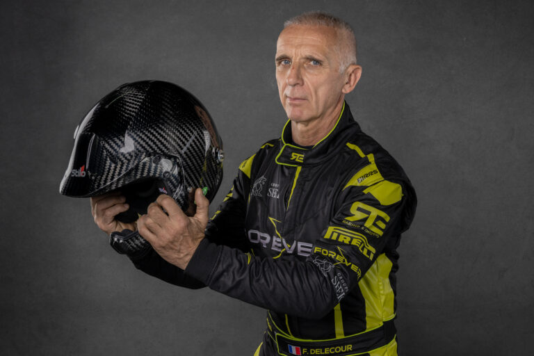 Francois Delecour felépült, és máris versenyautóba ülne