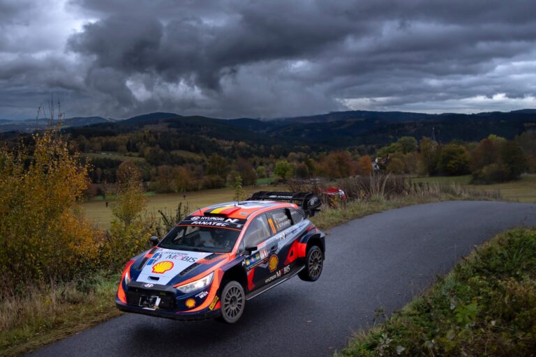 Spanyol versenyen készül a Hyundai a Japán Rallyra