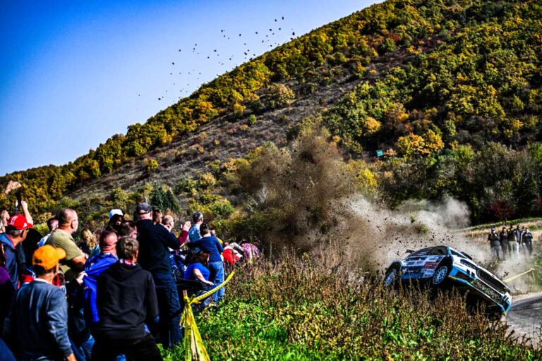 Német kiszállt a bajnoki csatából, Hadik vezet Velenczei előtt a Zemplén Rallyn