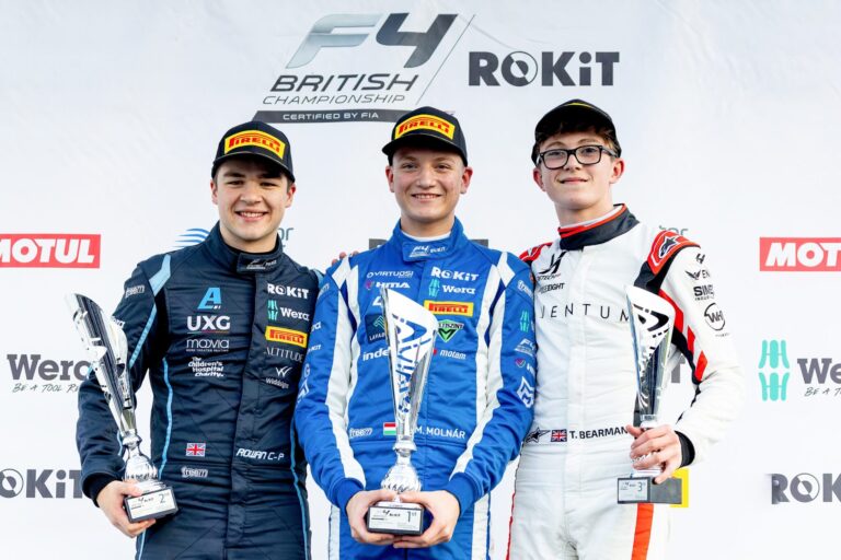 Molnár Martin egy lépéssel közelebb került a brit F4 újoncbajnoki címéhez