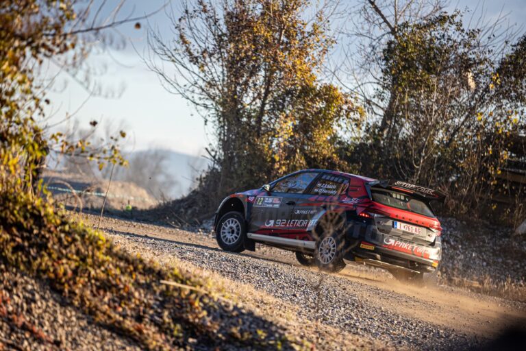 17 magyar páros áll rajthoz a Santa Domenica Rally Show-n