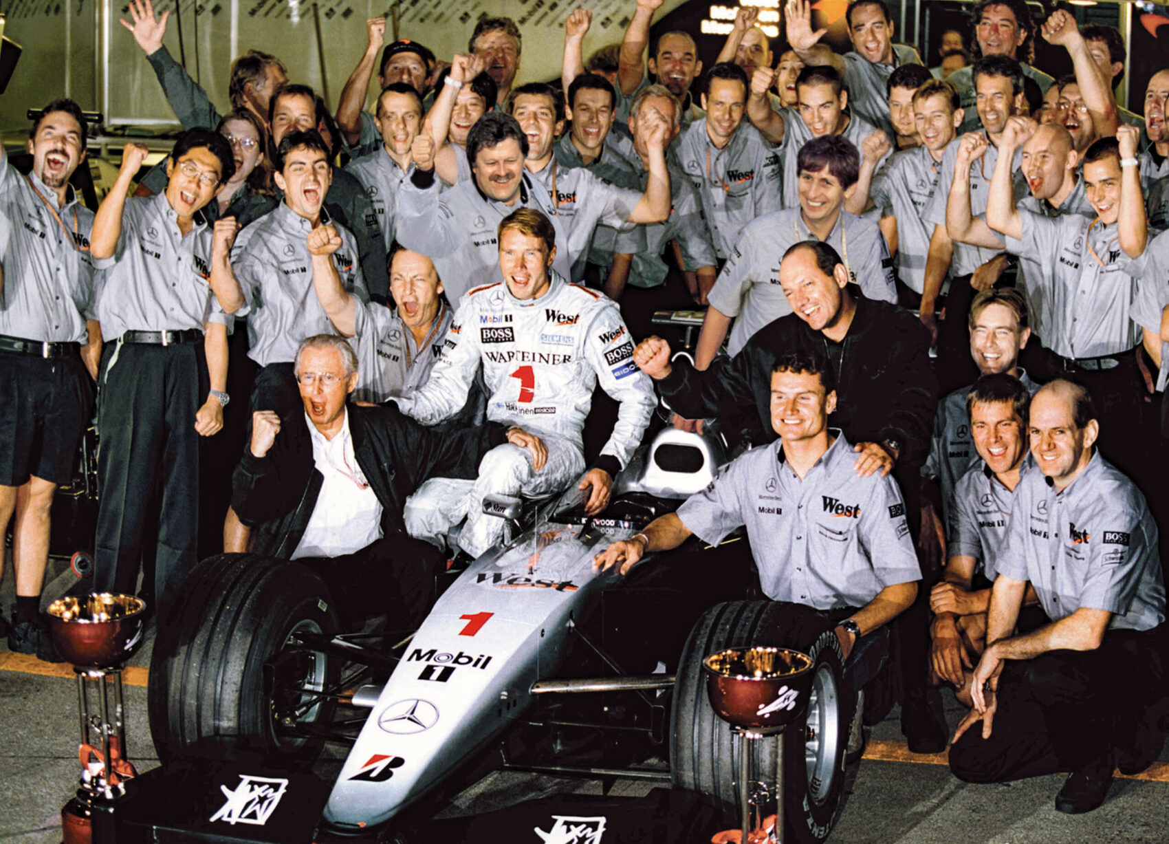 Mika Häkkinen, David Coulthard, Ron Dennis, McLaren, 1998, Japán Nagydíj