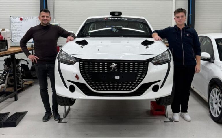 Nagy Attila Reményi Regőnek navigál az év utolsó versenyén