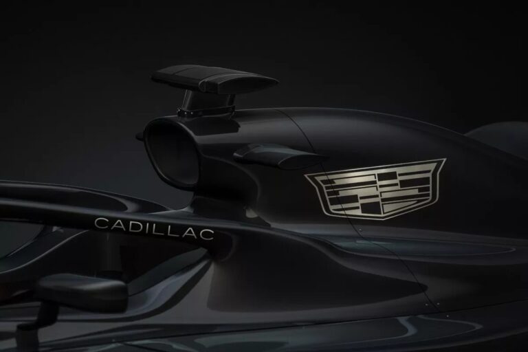 Hamarosan új pilótát jelent be a Cadillac F1-es csapata
