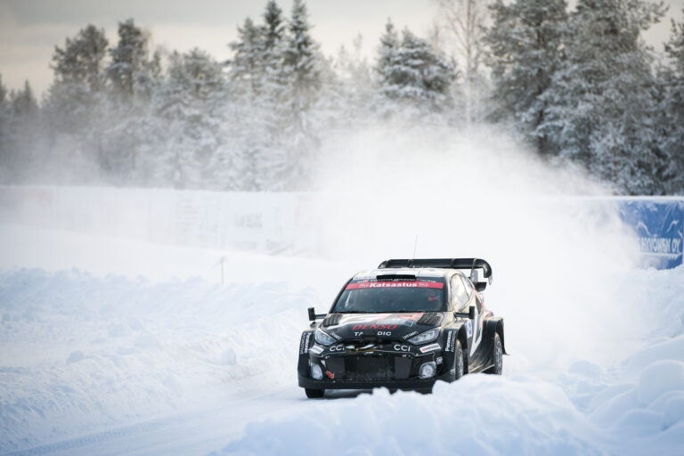 Rovanpera: Ha normálisan kanyarodok, nagyon nagy baj lehetett volna
