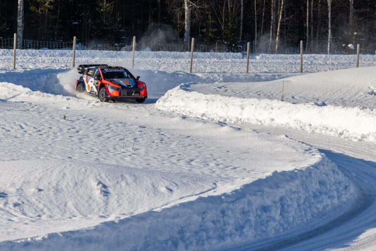 Abiteboul szerint Neuville megmutatta Svédországban, képes harcolni a Hyundai a Toyotával