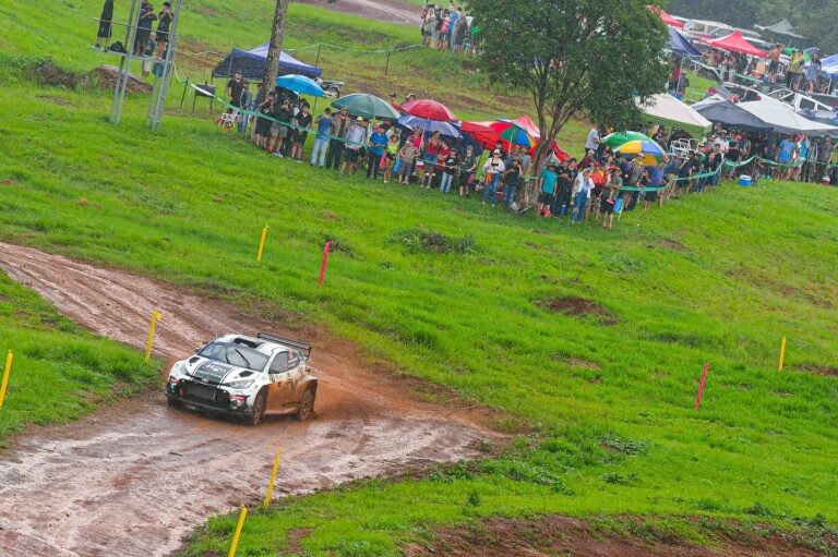 Dominguez nyerte a Zaldivar-testvérek csatáját a CODASUR-nyitányon