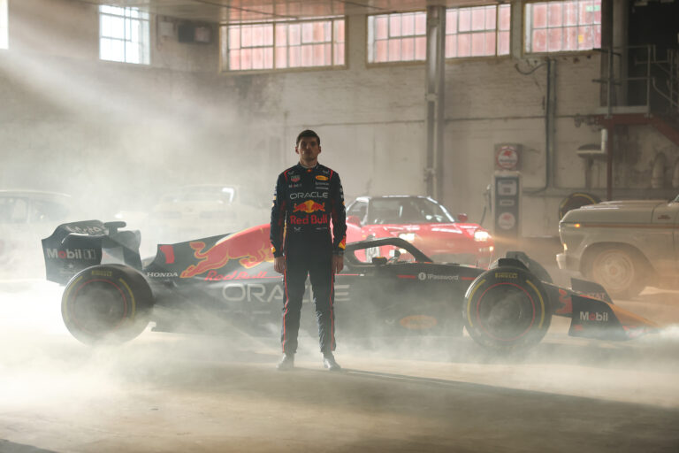 Elkezdődött: ismét beindultak a pletykák Verstappen csapatváltásáról