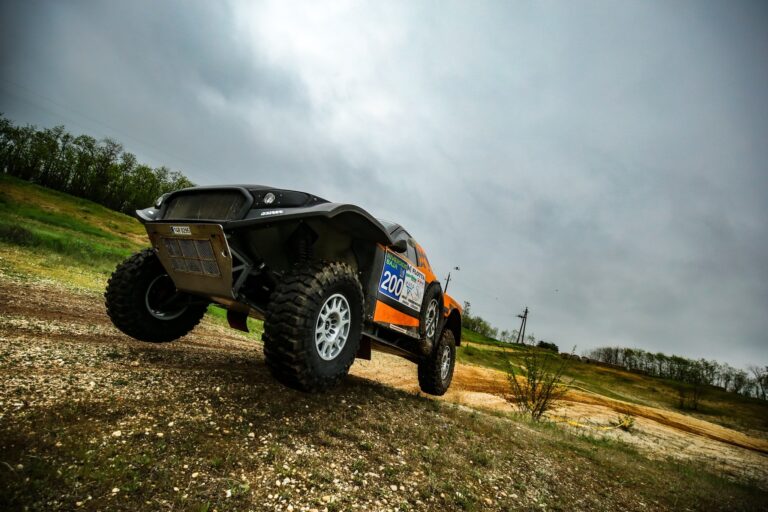 Miroslav Zapletal nyerte a Riverside Baját Pápocon