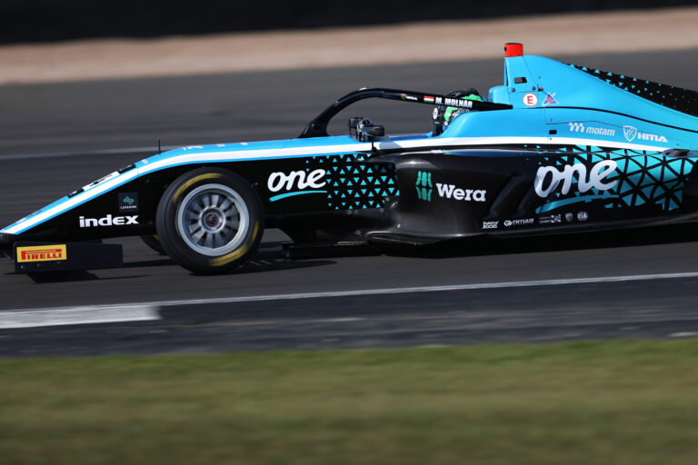 A hétvégén rajtol Molnár Martin brit F4-es szezonja, cél a bajnoki cím
