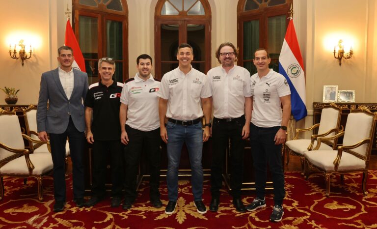 Paraguay elnöke bemutatta országa első WRC-futamának útvonalát