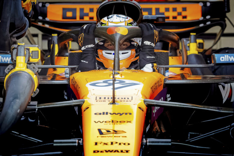 Lépéshátrányból kezdheti Piastri az idei vb-finálét, ha az utolsó futamra marad a döntés