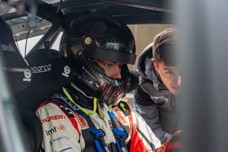 A bajnoki futam előtt Martins Sesks a Rally1-es Pumával tesztelt Portugáliában (videó)