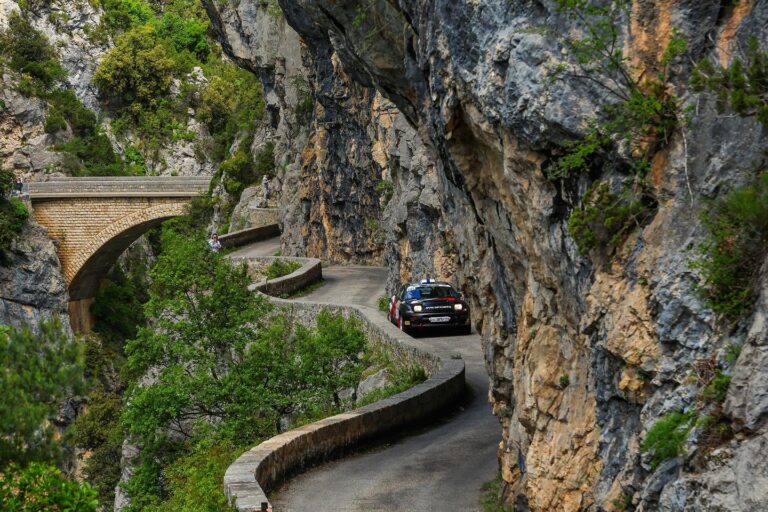 Latvala kiesett, Magoss Péter célba ért a Historic Eb francia versenyén