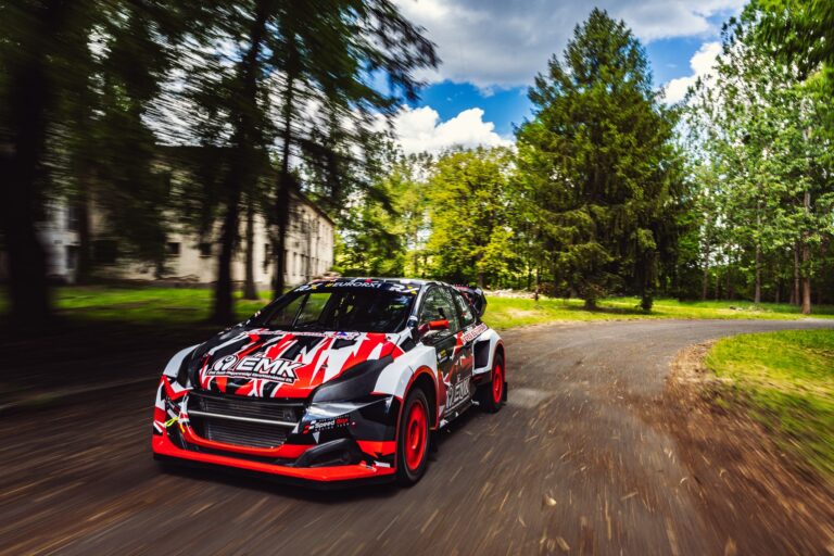 37 versenyzővel, magyar indulókkal rajtol a Rallycross Vb és Eb