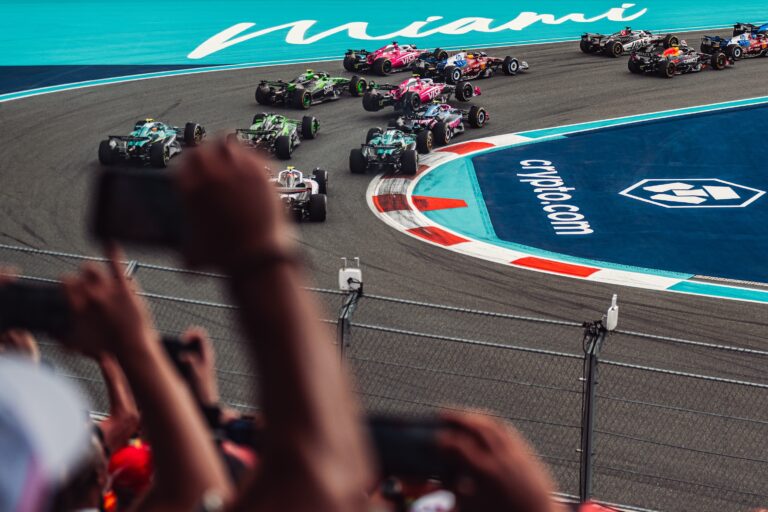 Azonnali hatállyal menesztik az F1-es mezőny egyik tagját