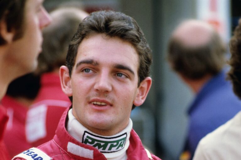 Füvezés után múlta felül Laudát, mégis alig pár F1-es futam jutott a Senna-szintű tehetségnek