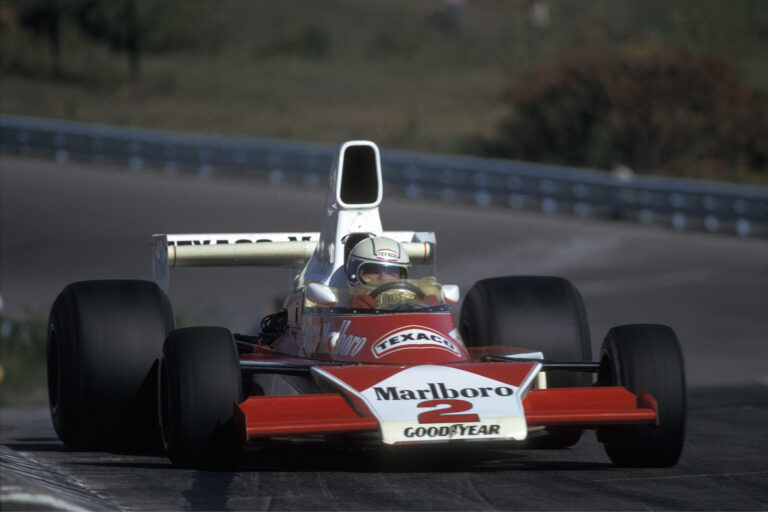 Stroke-ja után meghalt a legendás F1-es pilóta, akinek tragédia árnyékolta be egyetlen győzelmét