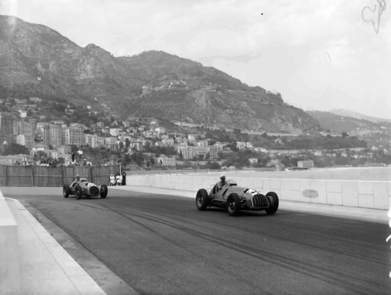 Egészen szürreális ok miatt maradt le a Ferrari az időmérőről története első F1-es futamán