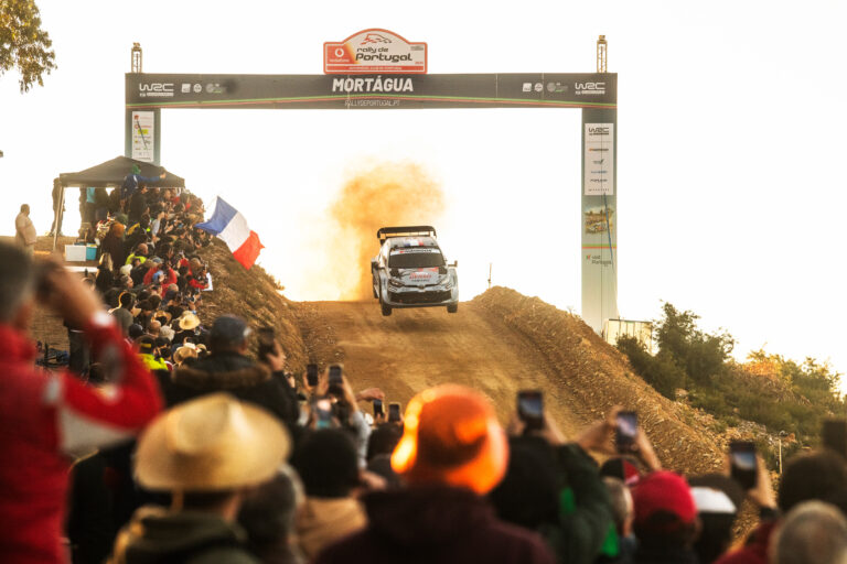Ogier kezdett a legjobban szombaton, bejárta a világot a Fourmaux-ról Portugáliában készült kép