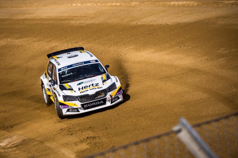 Kovács Sámuel dobogóval, Kiss László döntős szerepléssel kezdte a Rallycross Eb-t