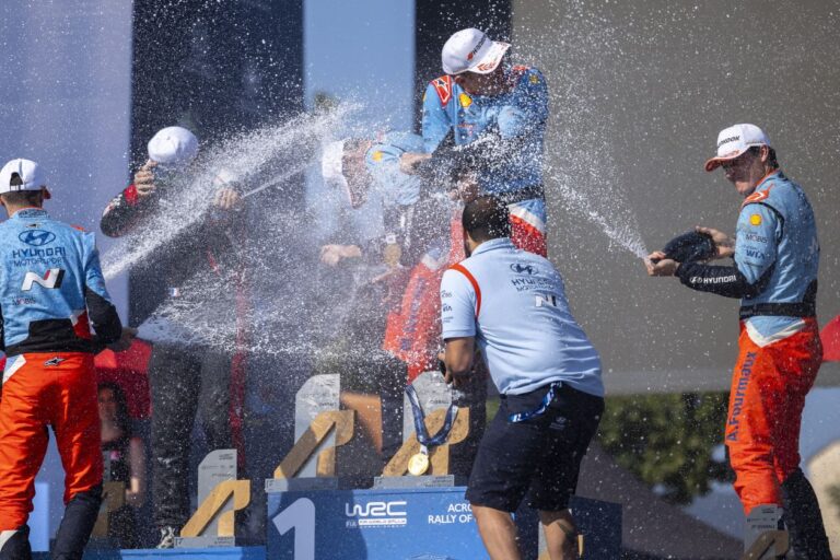 Tanak a váltóhiba miatt nem hitte volna, hogy célba tud érni az Akropolisz Rallyn