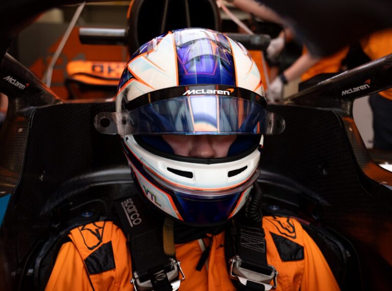Norris helyett eltiltás szélén álló pilóta ülhet a McLarenbe az Osztrák Nagydíjon