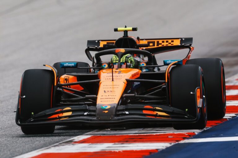 Lehet, hogy az egyenes közepén visszalassulnak jövőre az F1-es autók, de azért előtte elérik a 400 km/órát