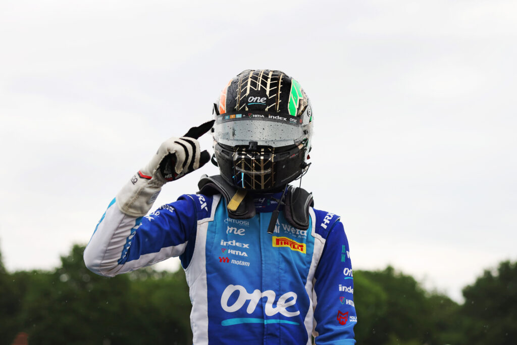 Molnár Martin, Oulton Parkban