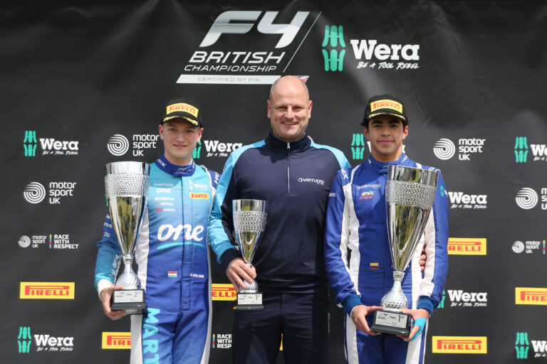 Győzelem után újabb dobogó – Molnár Martin átvette a vezetést a brit F4 pontversenyében