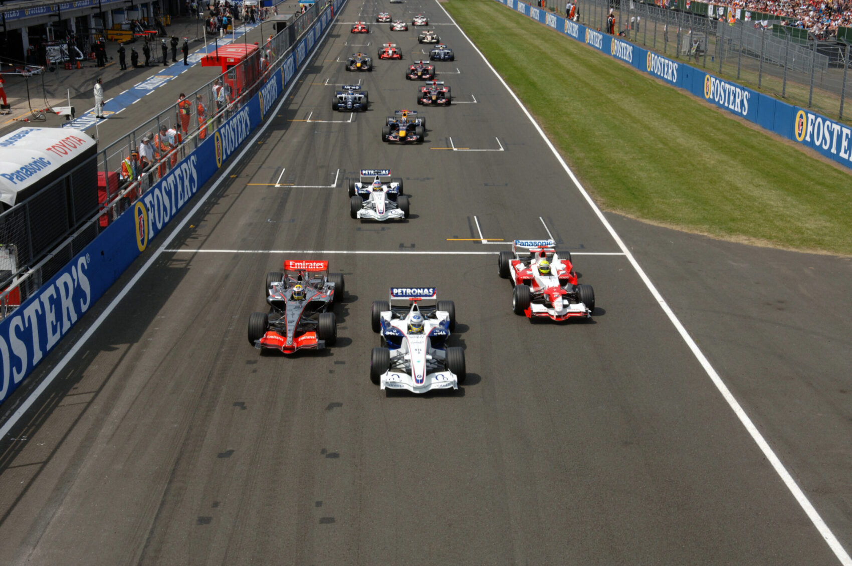 Brit Nagydíj, 2006, Silverstone, rajt, BMW, McLaren, Toyota