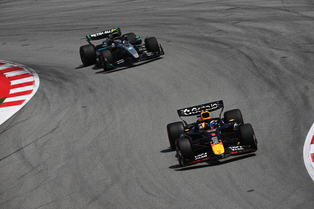 Max Verstappen, Red Bull, Russell, Mercedes
