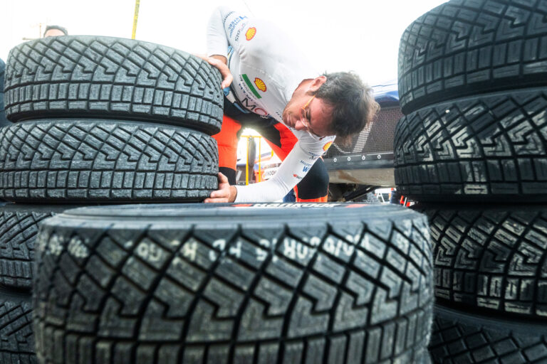 Neuville nem találta a megfelelő szavakat a megpróbáltatásaira