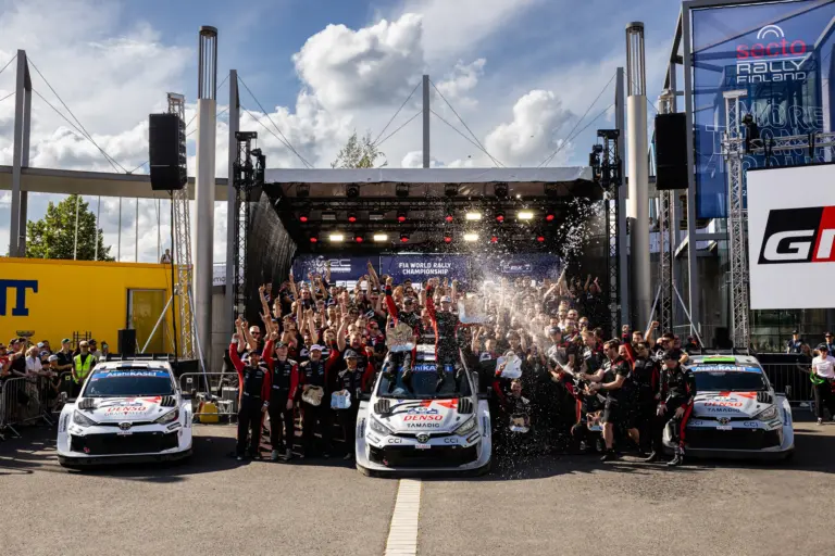35 éve nem aratott akkora győzelmet egy gyártó a WRC-ben, mint idén a Toyota a Finn Rallyn