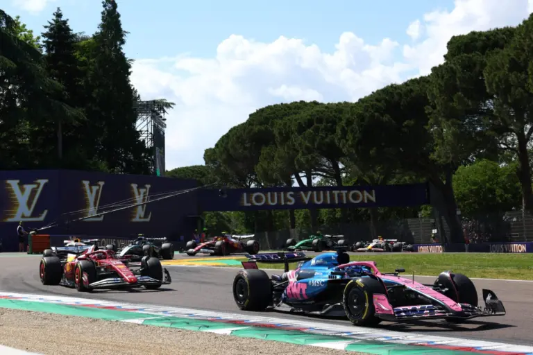 Az F1-es csapatok nem merik kritizálni az FIA elnökét, de köszönik annak, aki megteszi