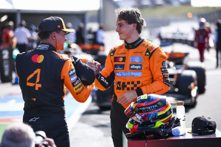 McLaren házicsata után Piastrié a pole Hollandiában, Verstappen a harmadik
