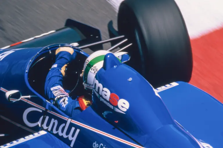 40 éve próbálta eltitkolni hatalmas balesetét csapata elől az F1 egyik nagy autótörője (videó)