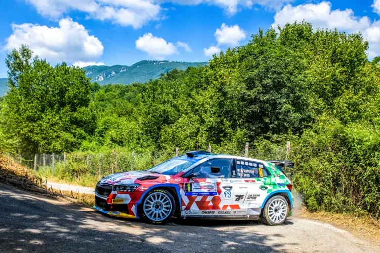 Mabellini időt vesztett, Kopecky tempót váltott a Barum Rallyn