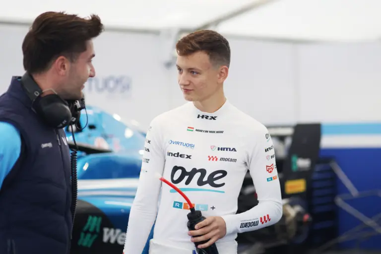 Pazar tempó és előzések után drámai véget ért Molnár Martin skóciai hétvégéje