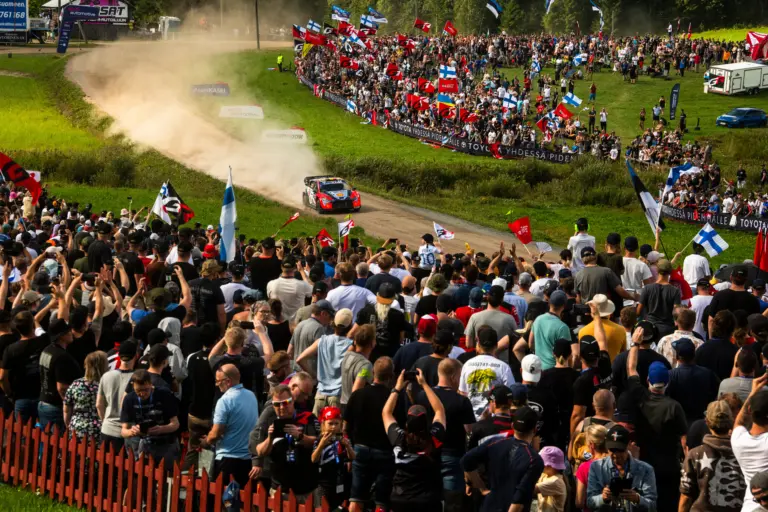 Toronymagasan a valaha volt legnagyobb átlagsebességű verseny volt az idei Finn Rally