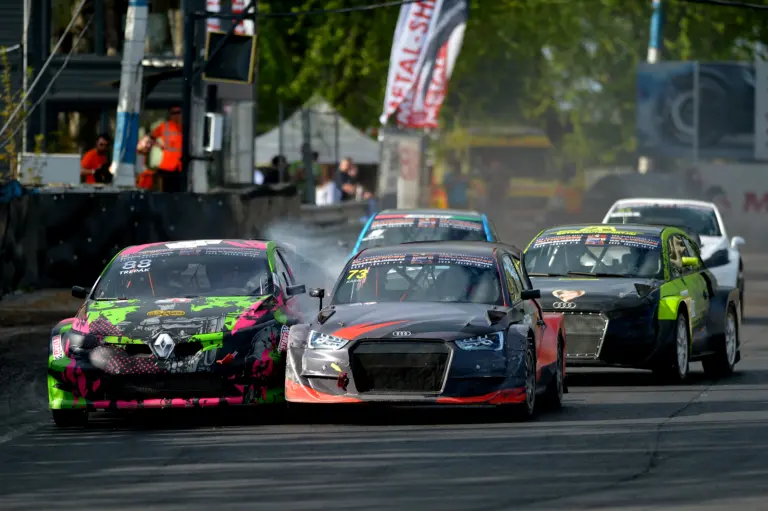 A versenyzők is várják a villanyfényes Matador RX Nightot