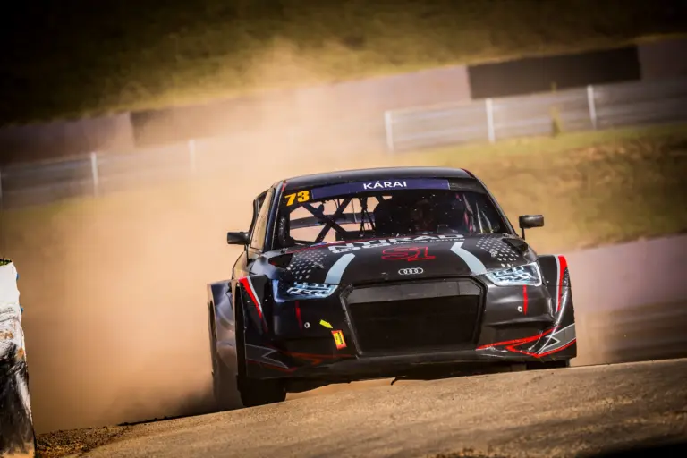Szorítsunk a magyar indulóknak, nézd élőben a Rallycross Vb és Eb utolsó idei futamait!