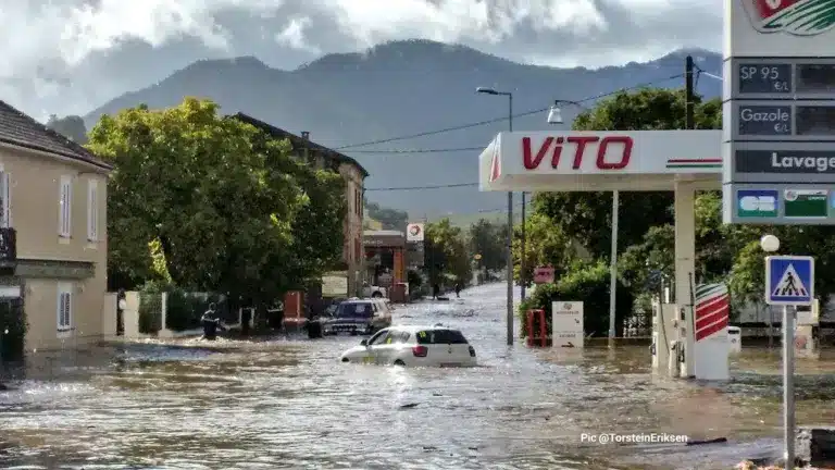 Hatalmas özönvíz árasztotta el a Korzika Rally pályáját 10 éve