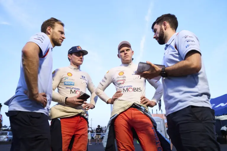 A Hyundai visszavonultatta Fourmaux-t az utolsó pillanatban Paraguayban