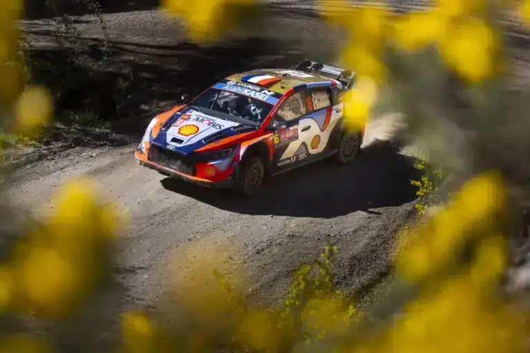 Fourmaux elégedett a chilei dobogóval, de szeretne választ kapni a tempóvesztésre