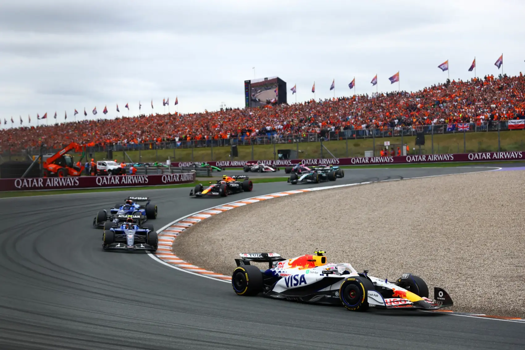 Lawson, Sainz