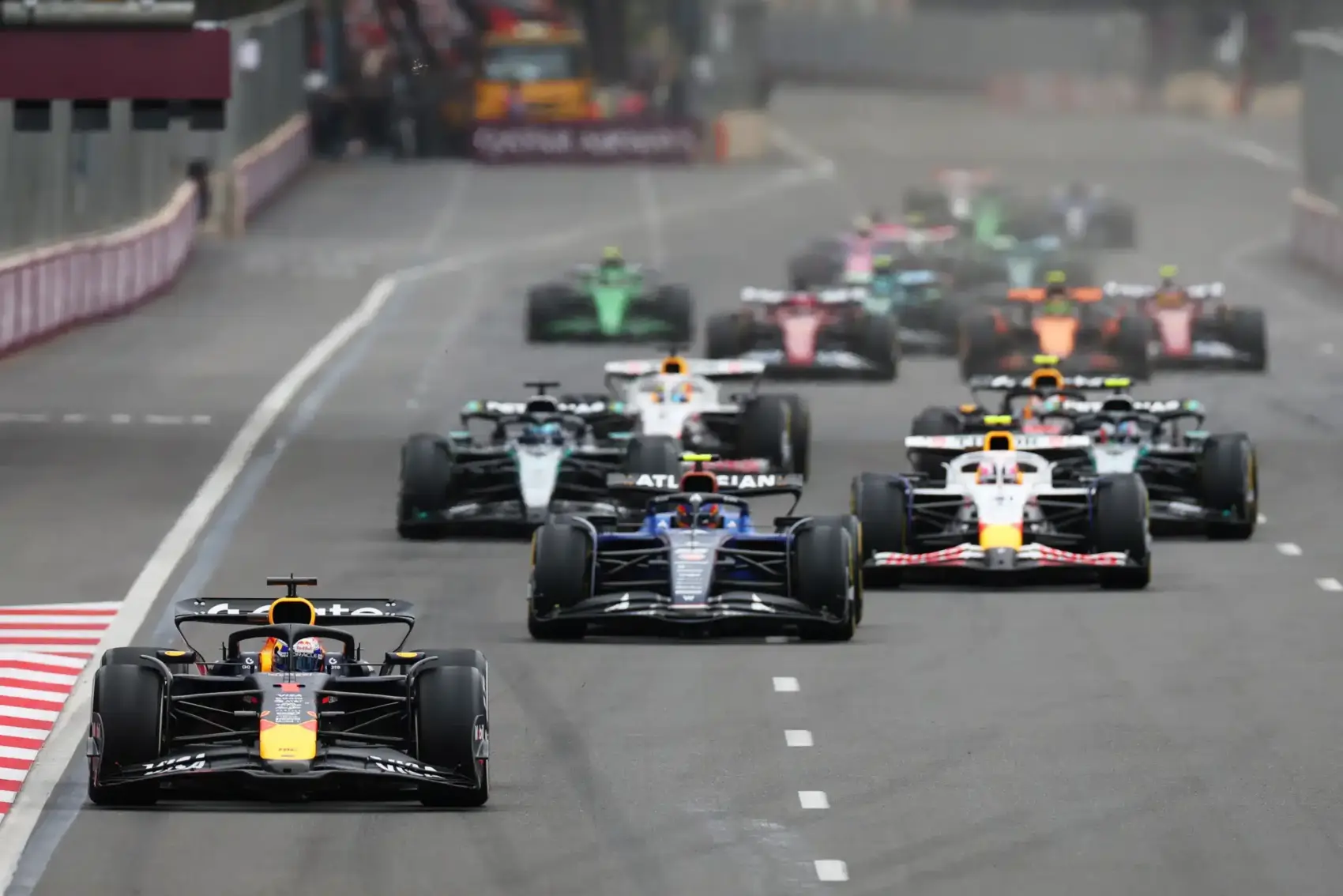 Verstappen, rajt, Baku