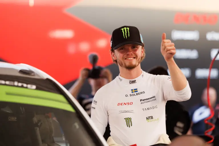 Oliver Solberg útja a magasból a mélybe, majd újra a magasba